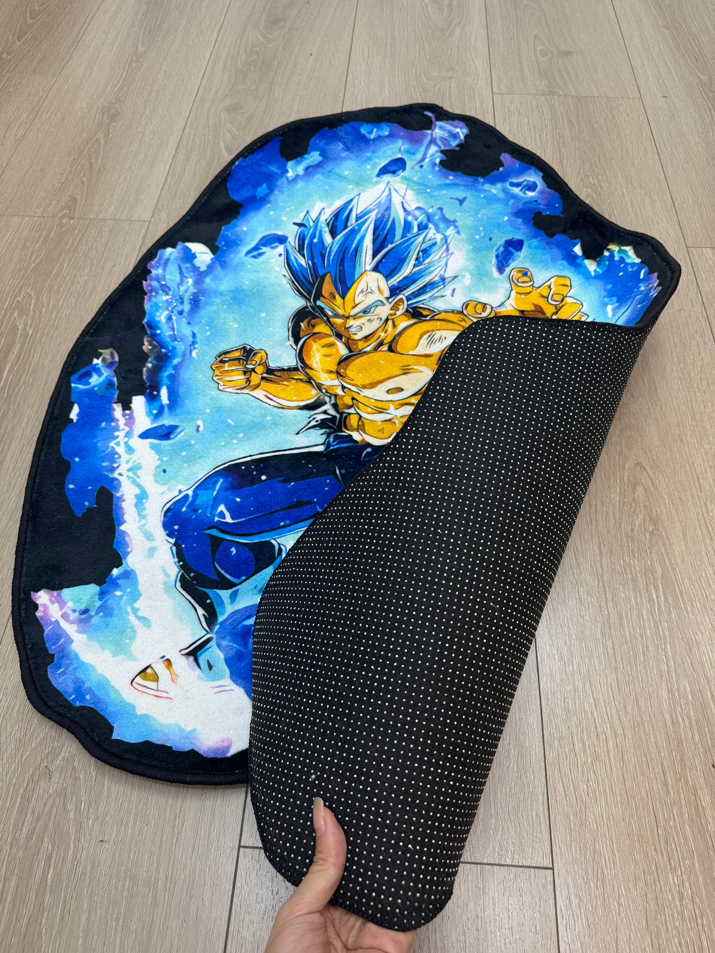 "Alfombra Evolución Vegeta Blue"